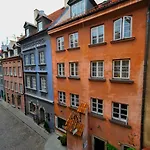 Castle Square 아파트 *