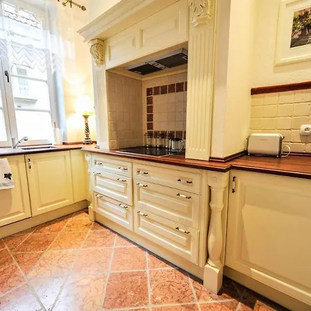 Castle Square Apartment