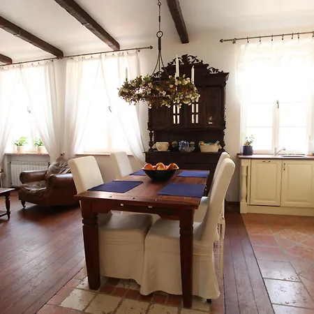 Apartment Castle Square *