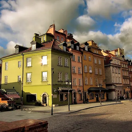 아파트 Castle Square