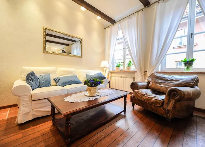 Castle Square شقة *